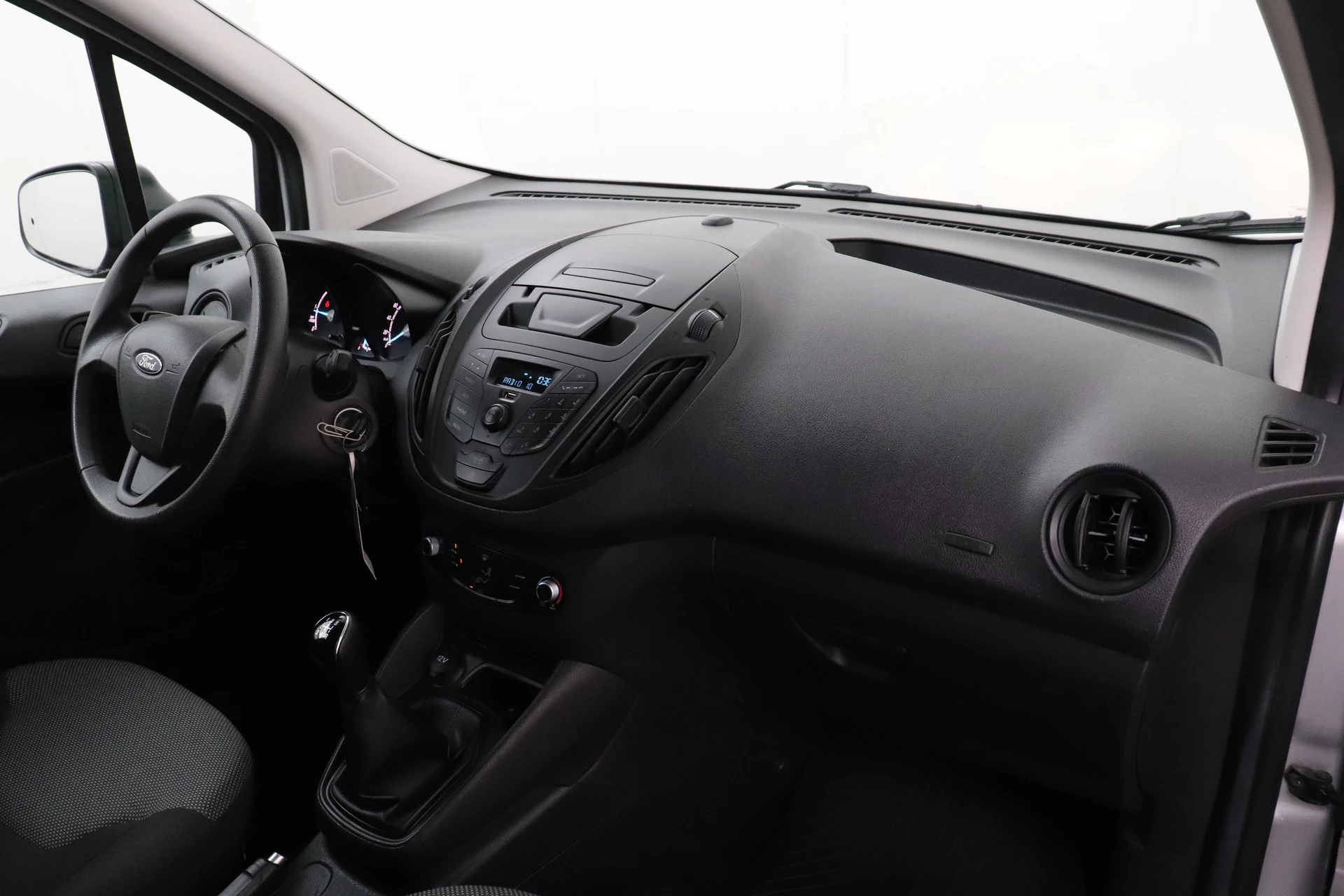 Hoofdafbeelding Ford Transit Courier