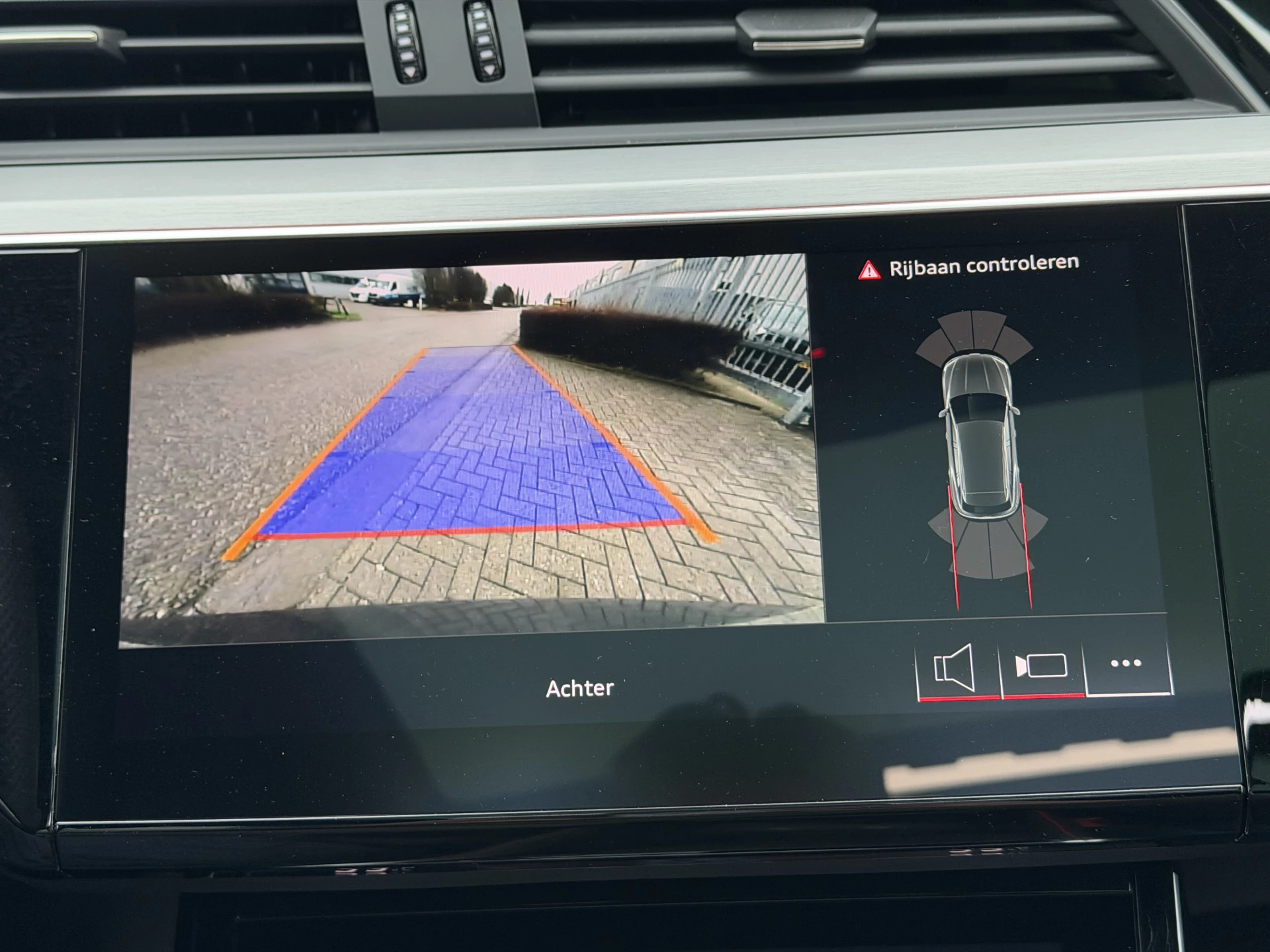 Hoofdafbeelding Audi Q8 e-tron