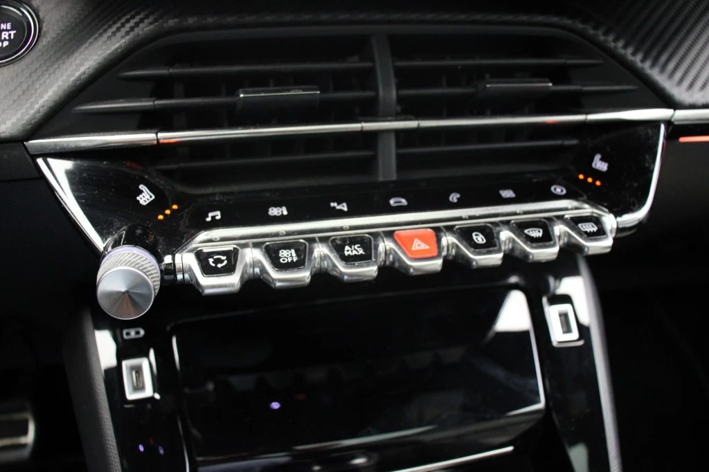 Hoofdafbeelding Peugeot e-208