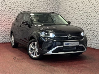 Hoofdafbeelding Volkswagen T-Cross Volkswagen T-Cross 1.5 150PK LED V+A CAMERA DIG.COCKPIT PRO STOELVERW KEYLESS P-ASSIST NIEUWE MODEL "Volkswagen rijden begint bij Topautos.nl – 75 topmodellen direct op voorraad!"