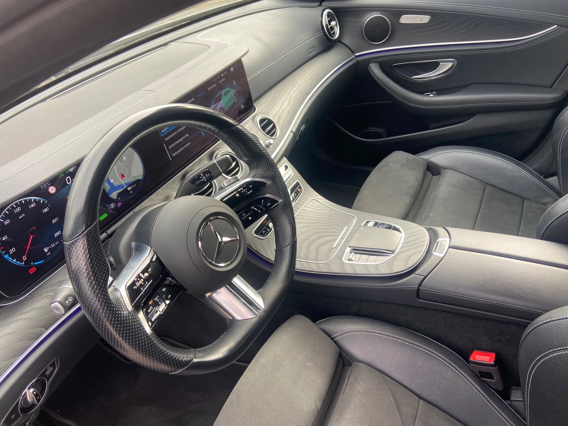 Hoofdafbeelding Mercedes-Benz E-Klasse