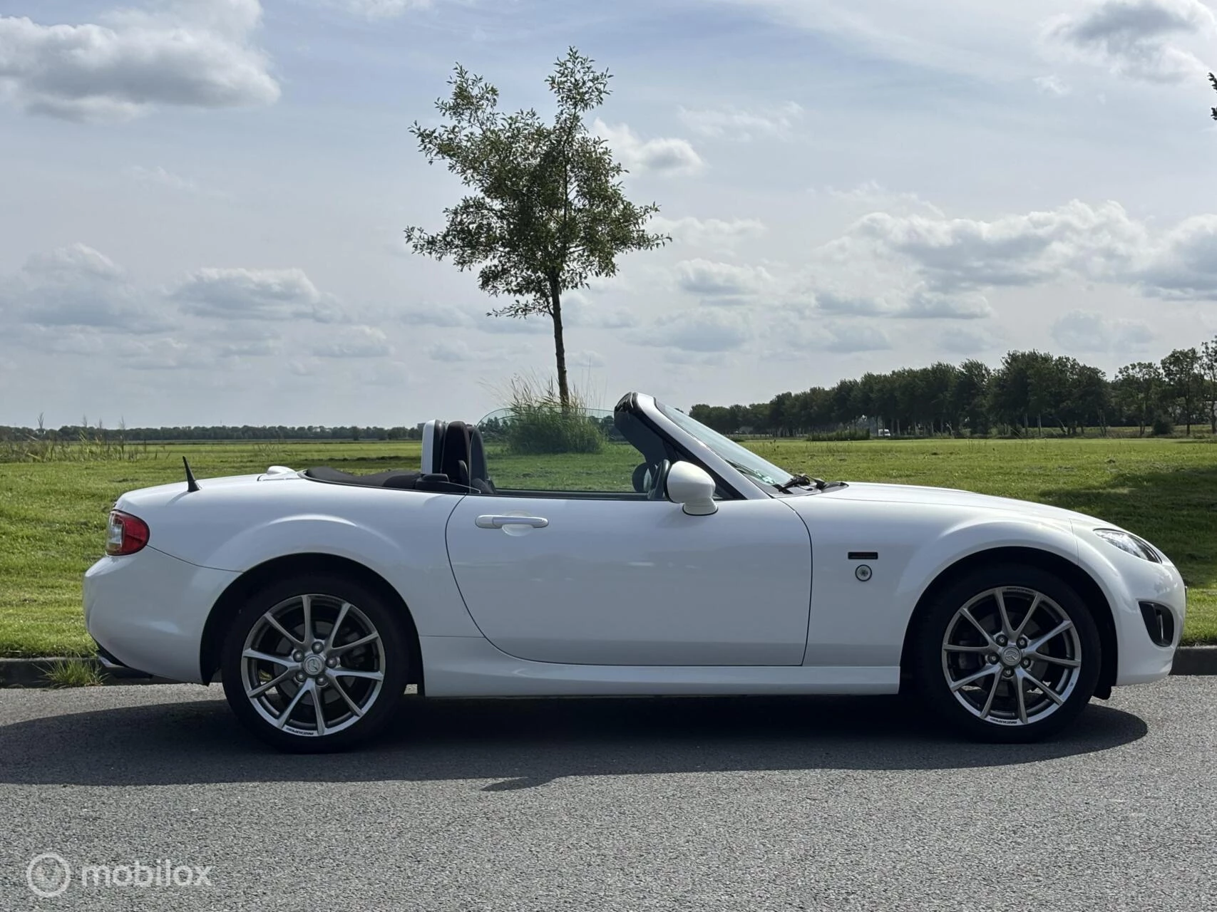 Hoofdafbeelding Mazda MX-5