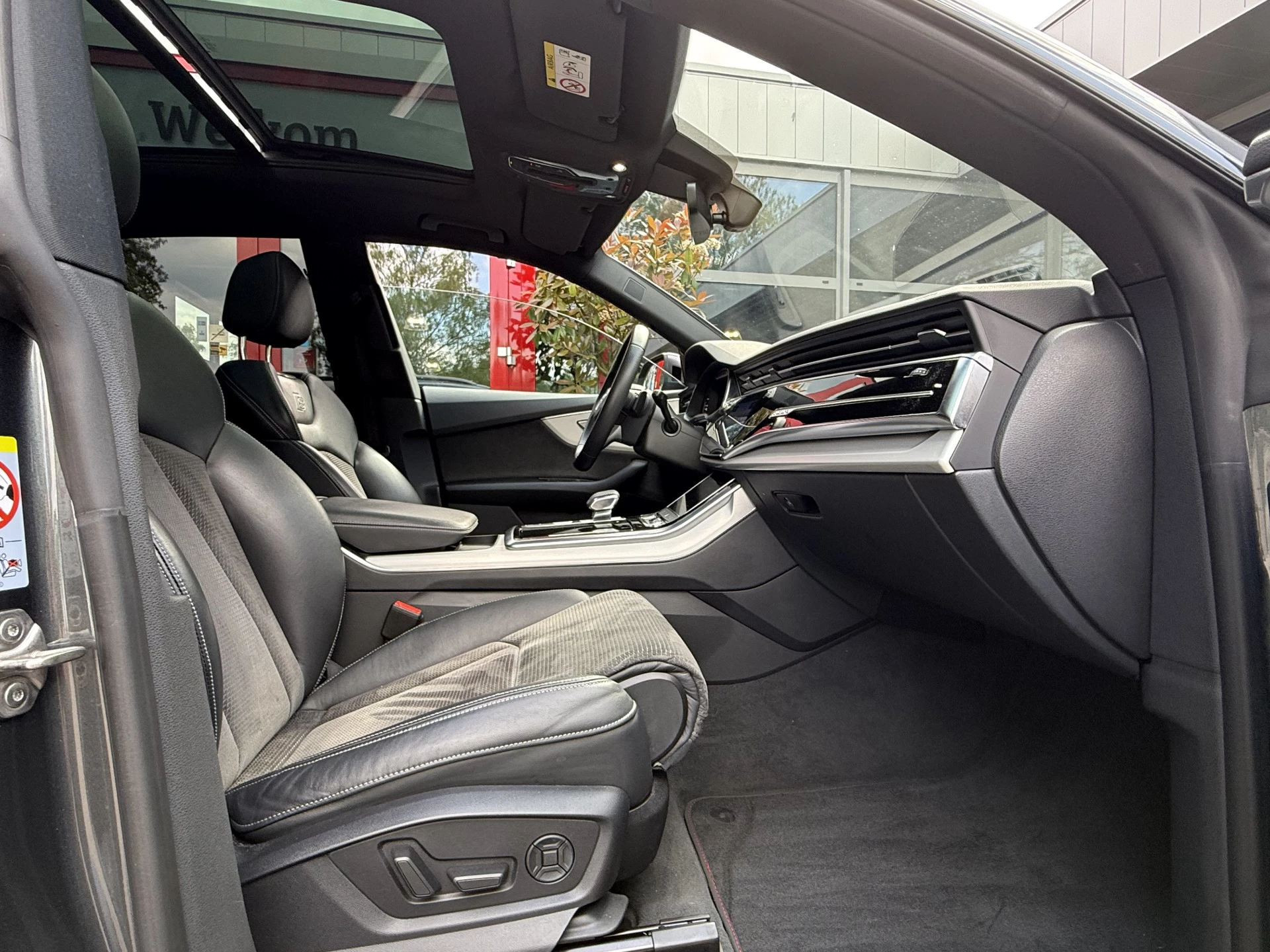 Hoofdafbeelding Audi Q8