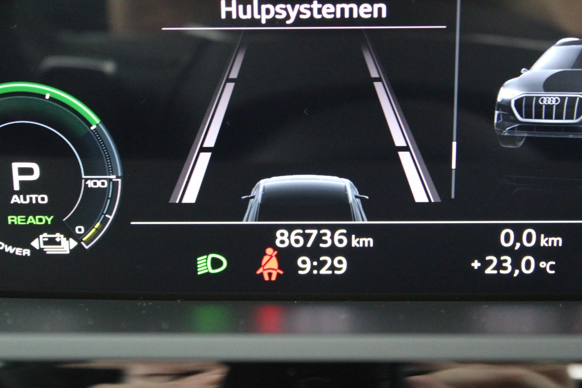 Hoofdafbeelding Audi e-tron