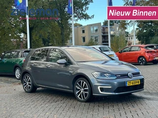 Hoofdafbeelding Volkswagen e-Golf Volkswagen e-Golf e-Golf - Carplay, Camera, Leer, Stoelverw.