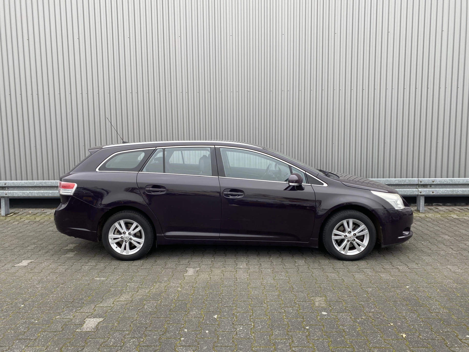 Hoofdafbeelding Toyota Avensis