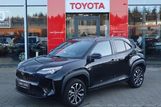 Toyota Yaris Cross HYBRID 115 DYNAMIC STOEL/STUUR/VOORRUITVERW. ANDROID/APPLE KEYLESS CAMERA NAVI 17"LM-VELGEN