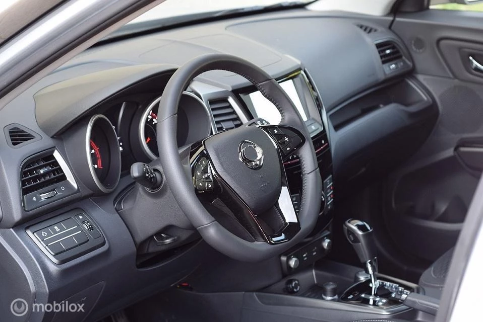 Hoofdafbeelding SsangYong XLV