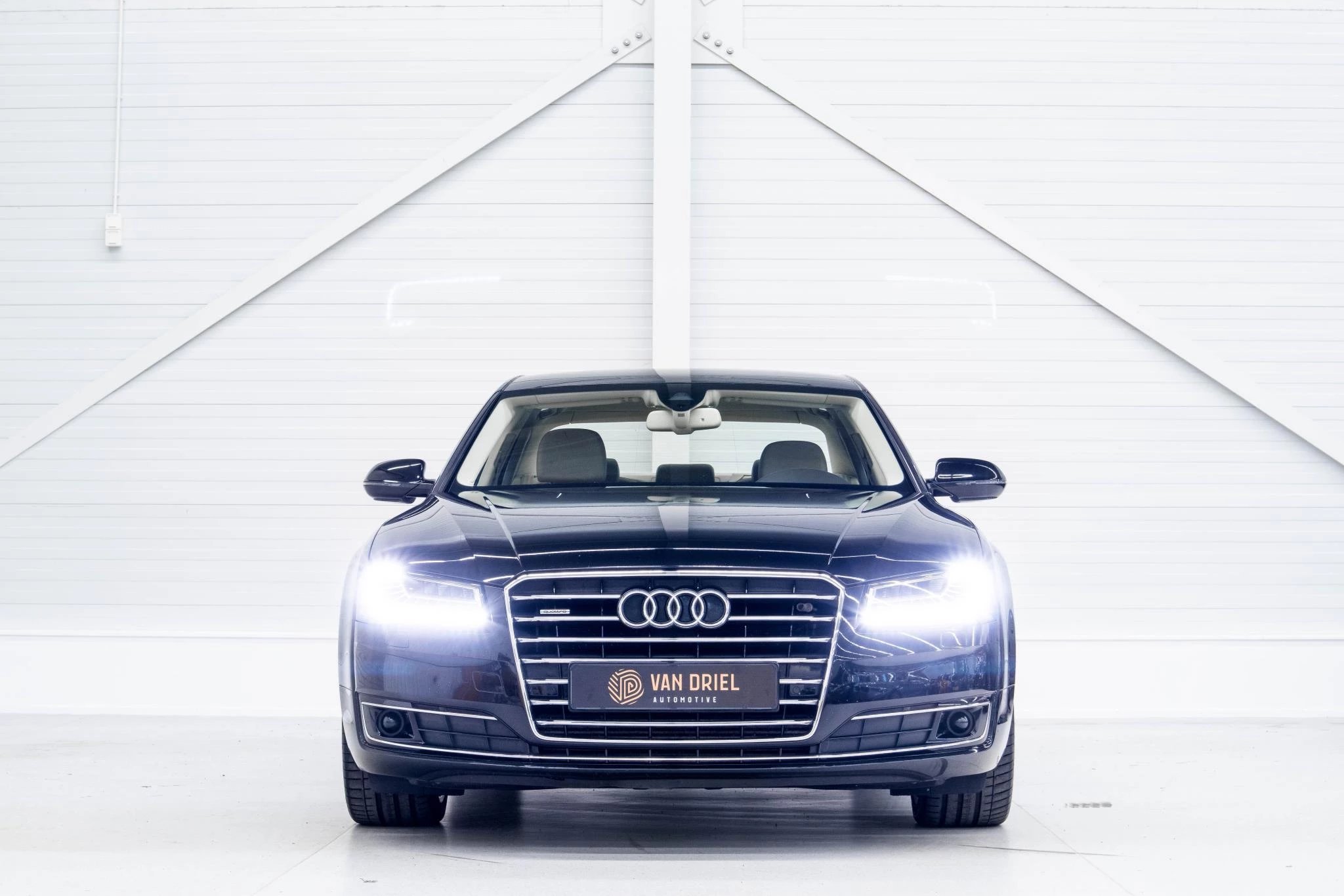 Hoofdafbeelding Audi A8