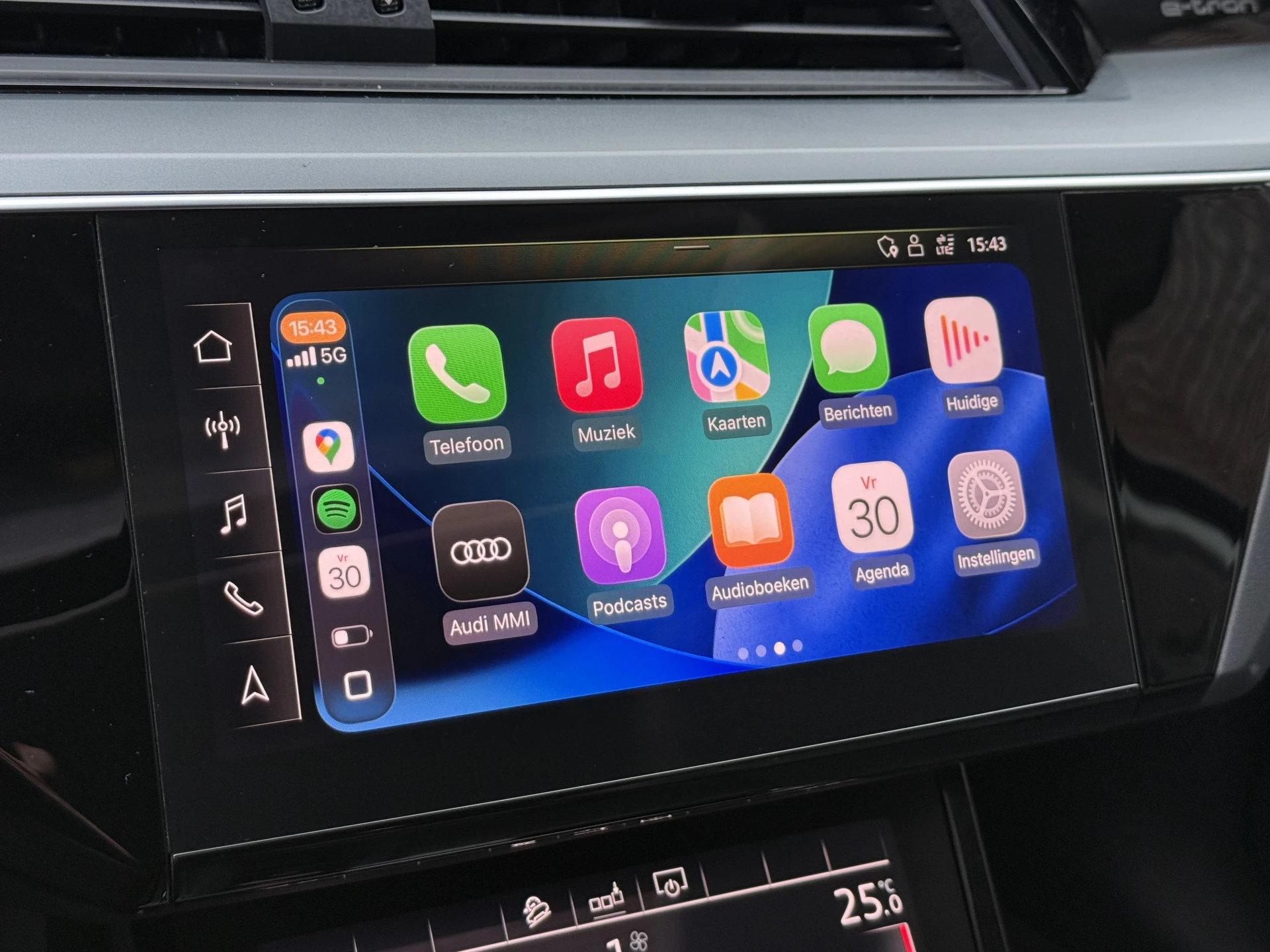 Hoofdafbeelding Audi e-tron