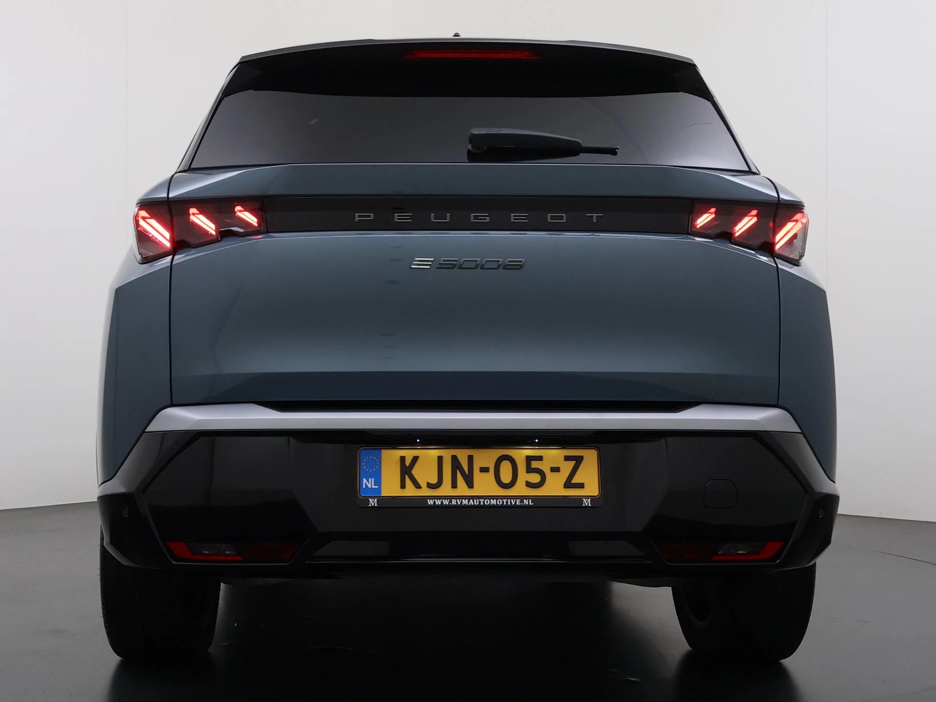 Hoofdafbeelding Peugeot e-5008