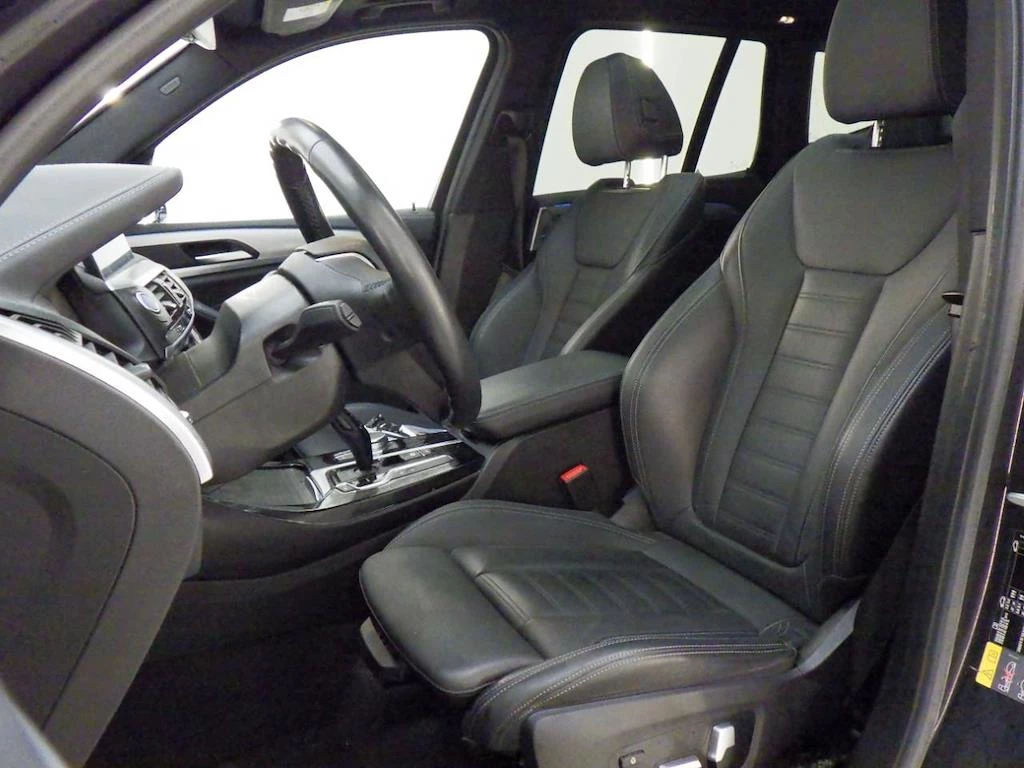 Hoofdafbeelding BMW iX3