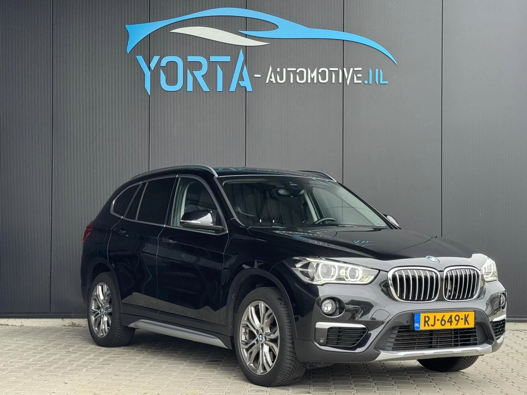 Hoofdafbeelding BMW X1