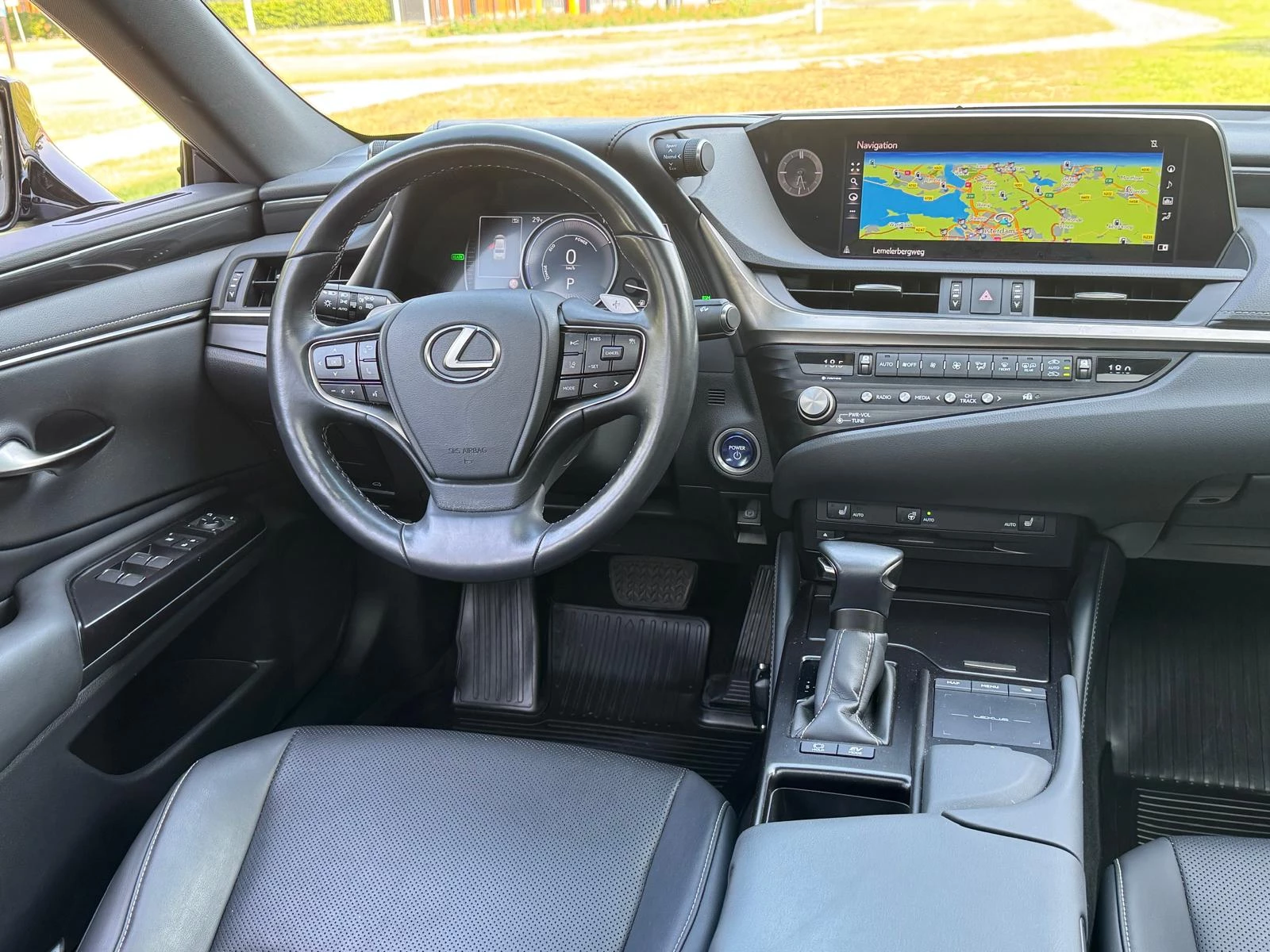 Hoofdafbeelding Lexus ES