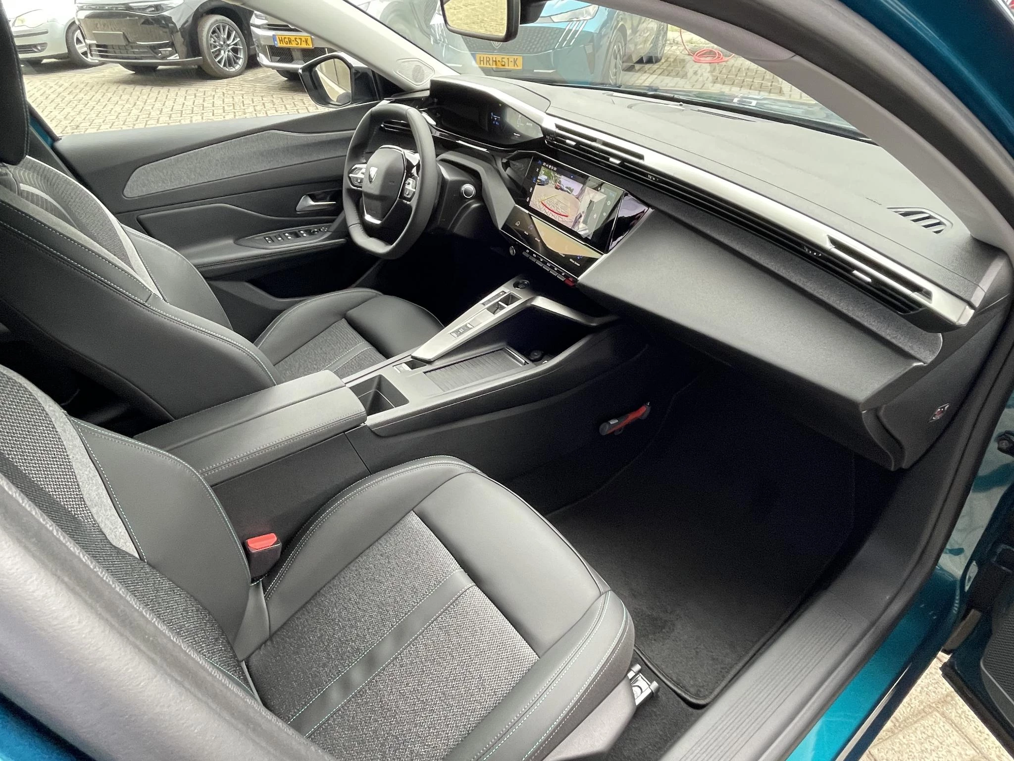 Hoofdafbeelding Peugeot 408