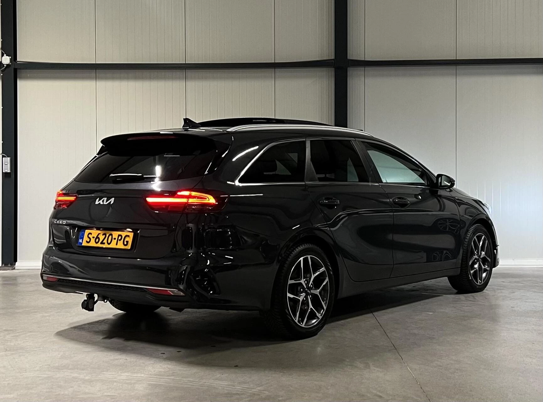 Hoofdafbeelding Kia Ceed Sportswagon