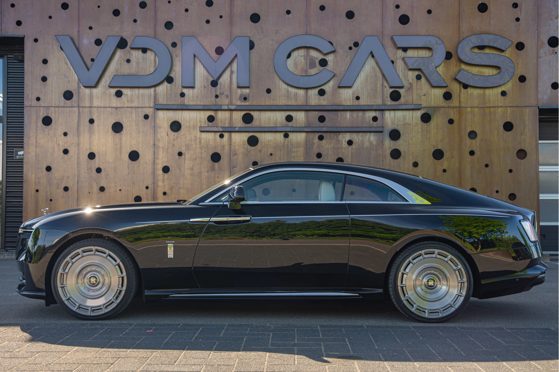 Hoofdafbeelding Rolls-Royce Spectre