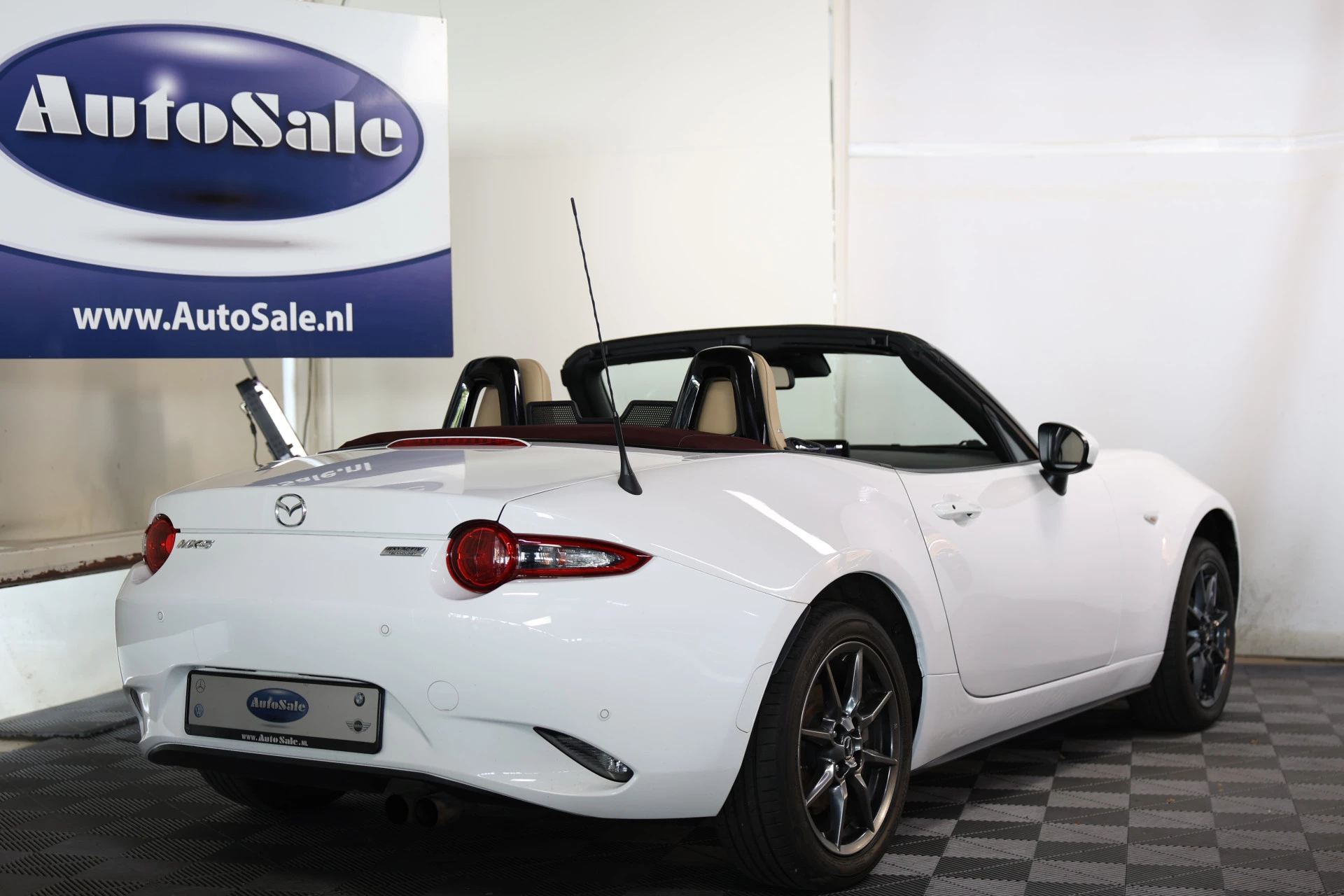 Hoofdafbeelding Mazda MX-5