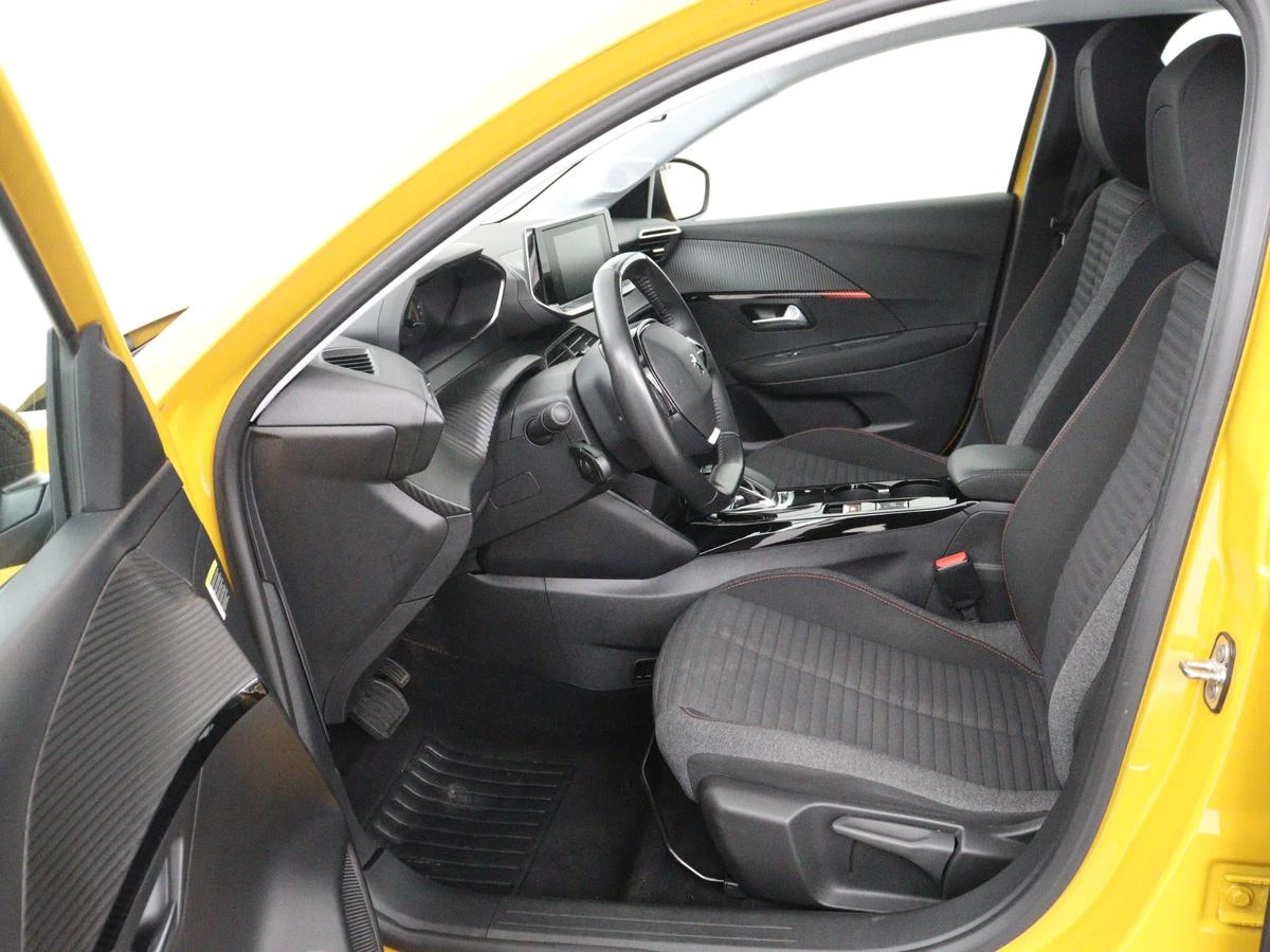 Hoofdafbeelding Peugeot e-208