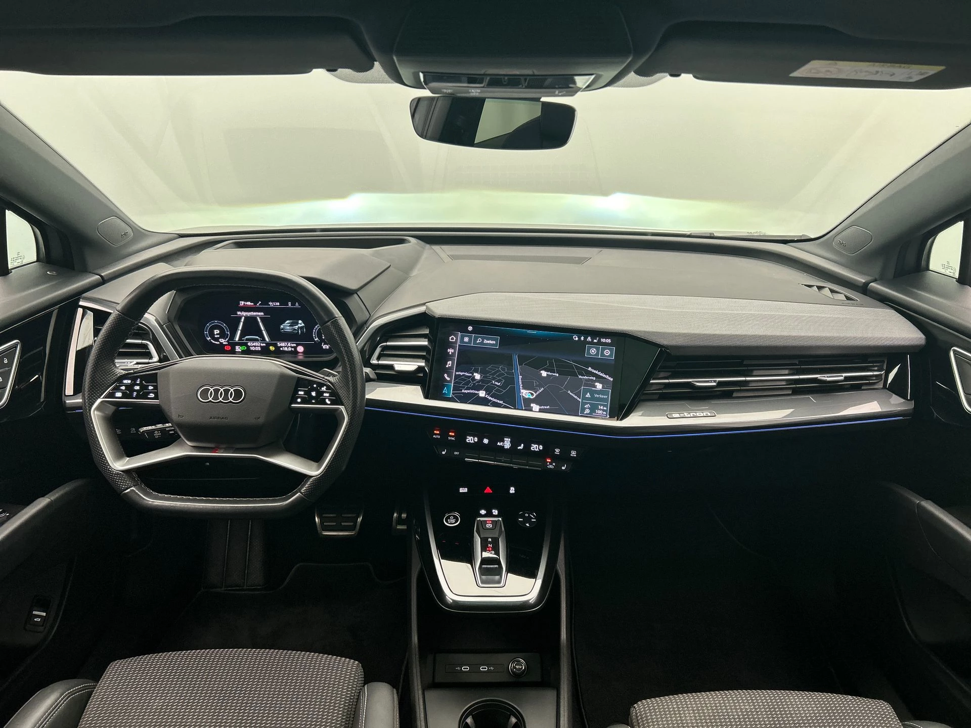 Hoofdafbeelding Audi Q4 Sportback e-tron