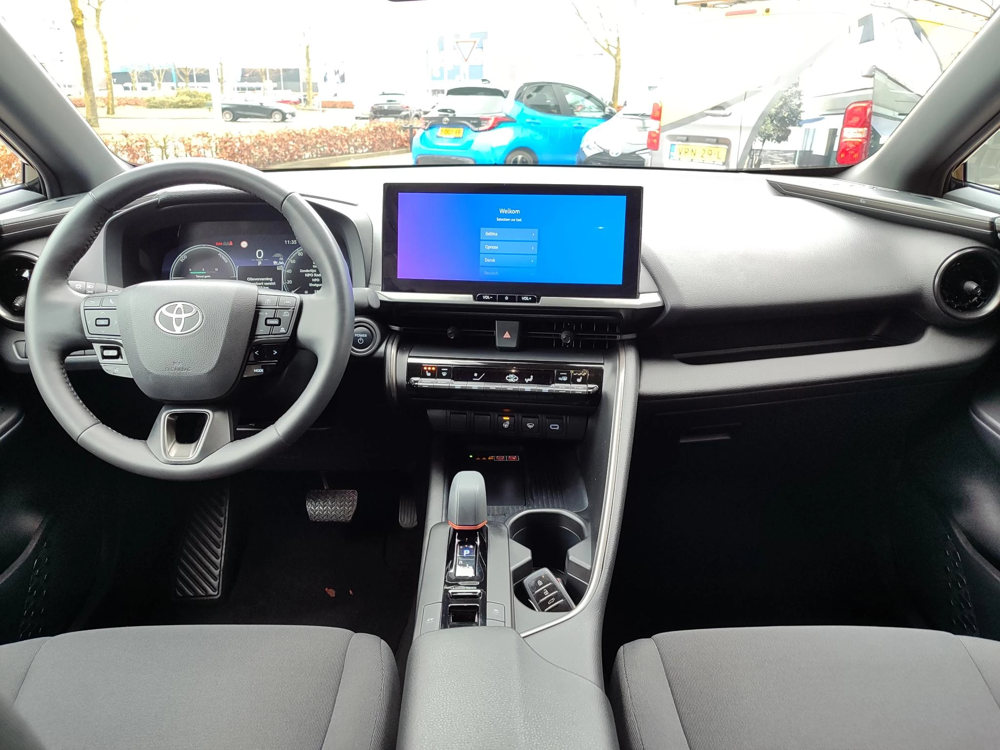 Hoofdafbeelding Toyota C-HR