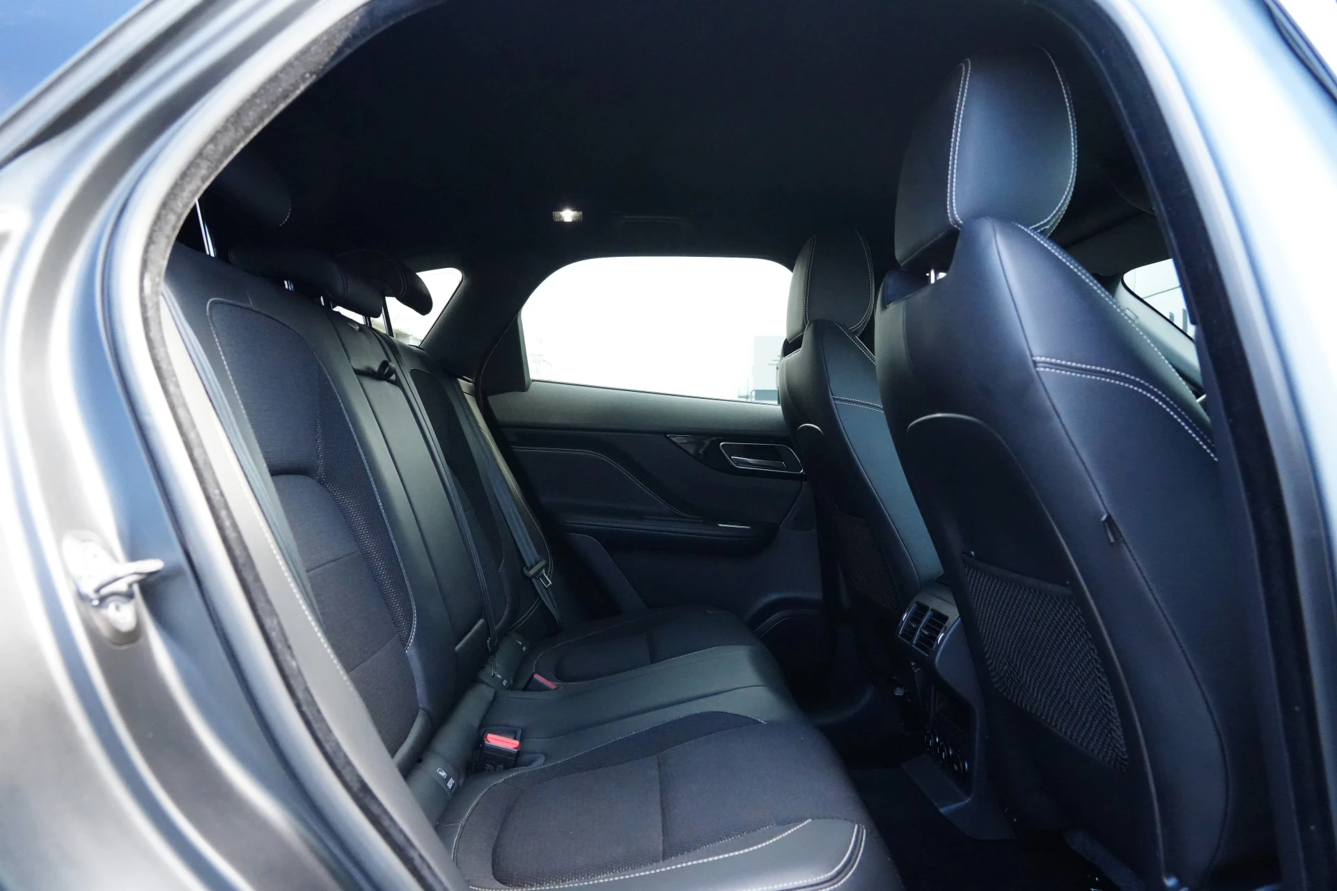 Hoofdafbeelding Jaguar F-PACE