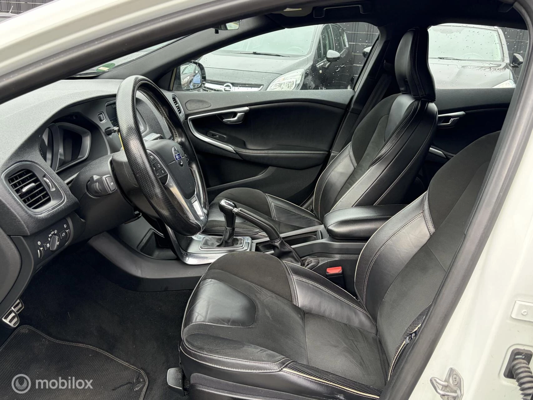 Hoofdafbeelding Volvo V40