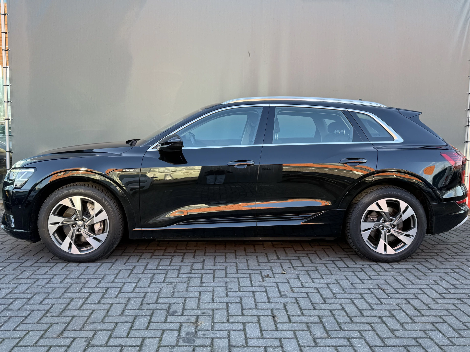 Hoofdafbeelding Audi e-tron