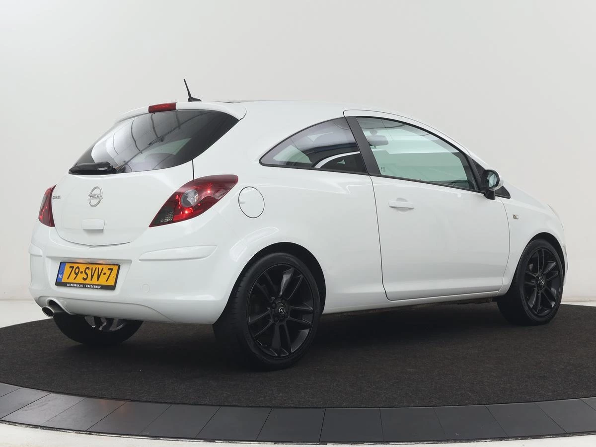 Hoofdafbeelding Opel Corsa