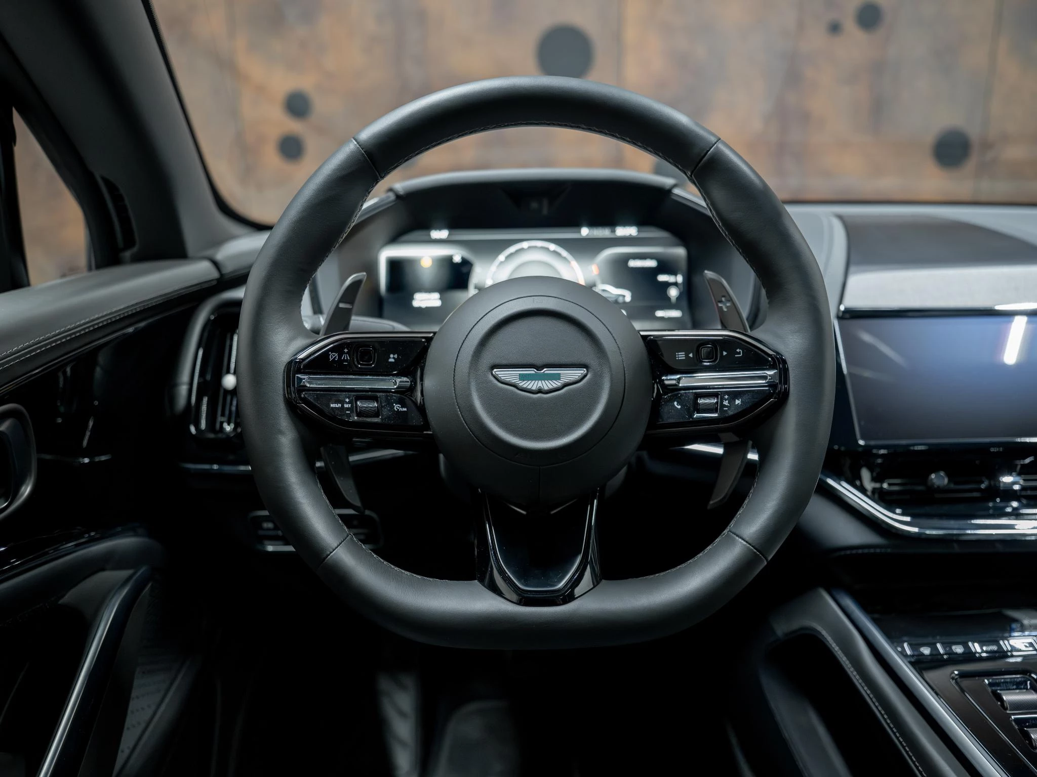 Hoofdafbeelding Aston Martin DBX