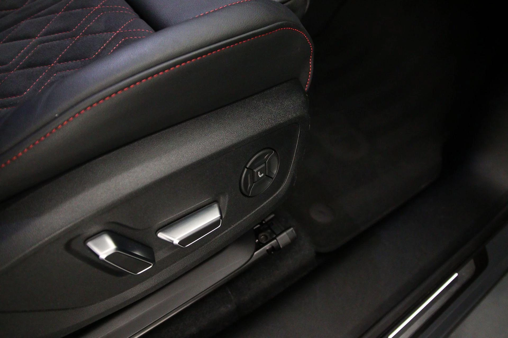 Hoofdafbeelding Audi SQ6 e-tron