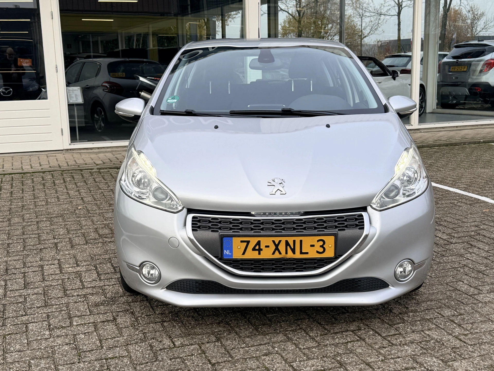 Hoofdafbeelding Peugeot 208