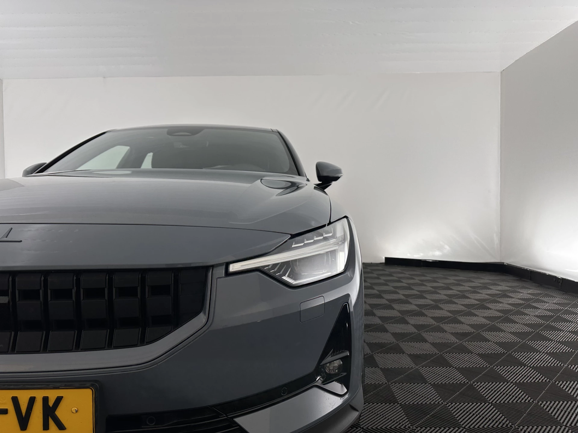 Hoofdafbeelding Polestar 2