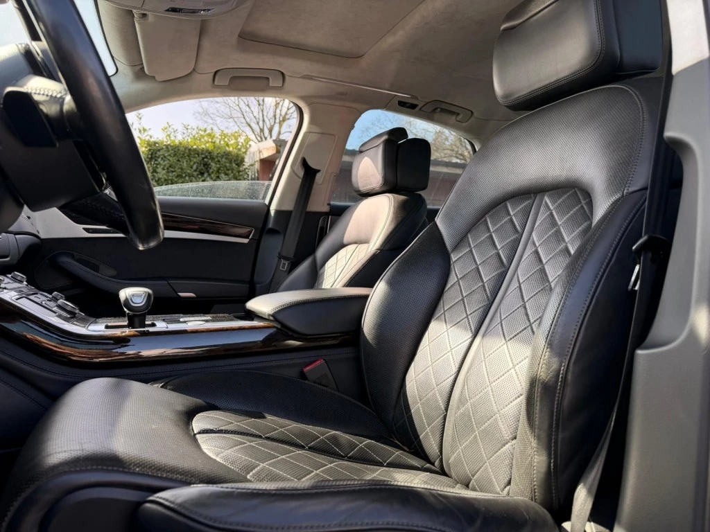 Hoofdafbeelding Audi A8