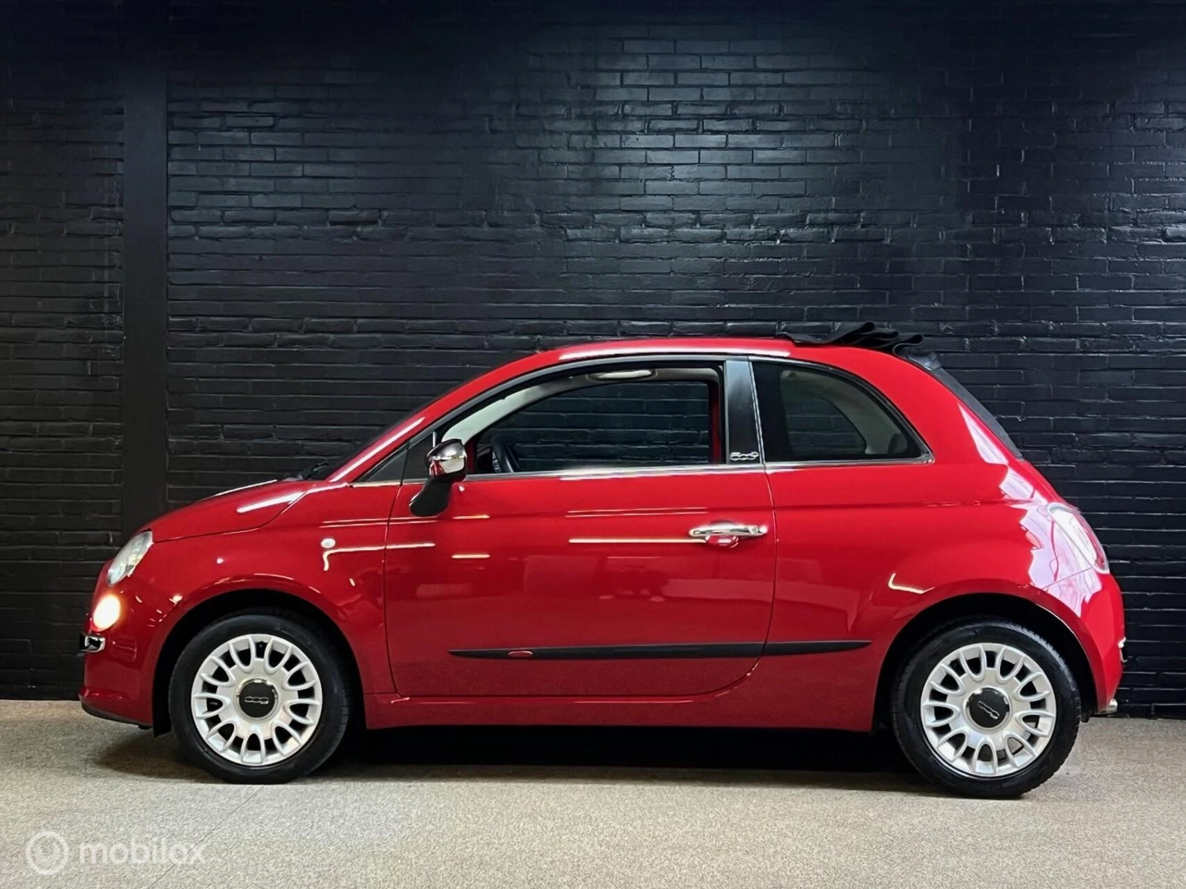 Hoofdafbeelding Fiat 500C