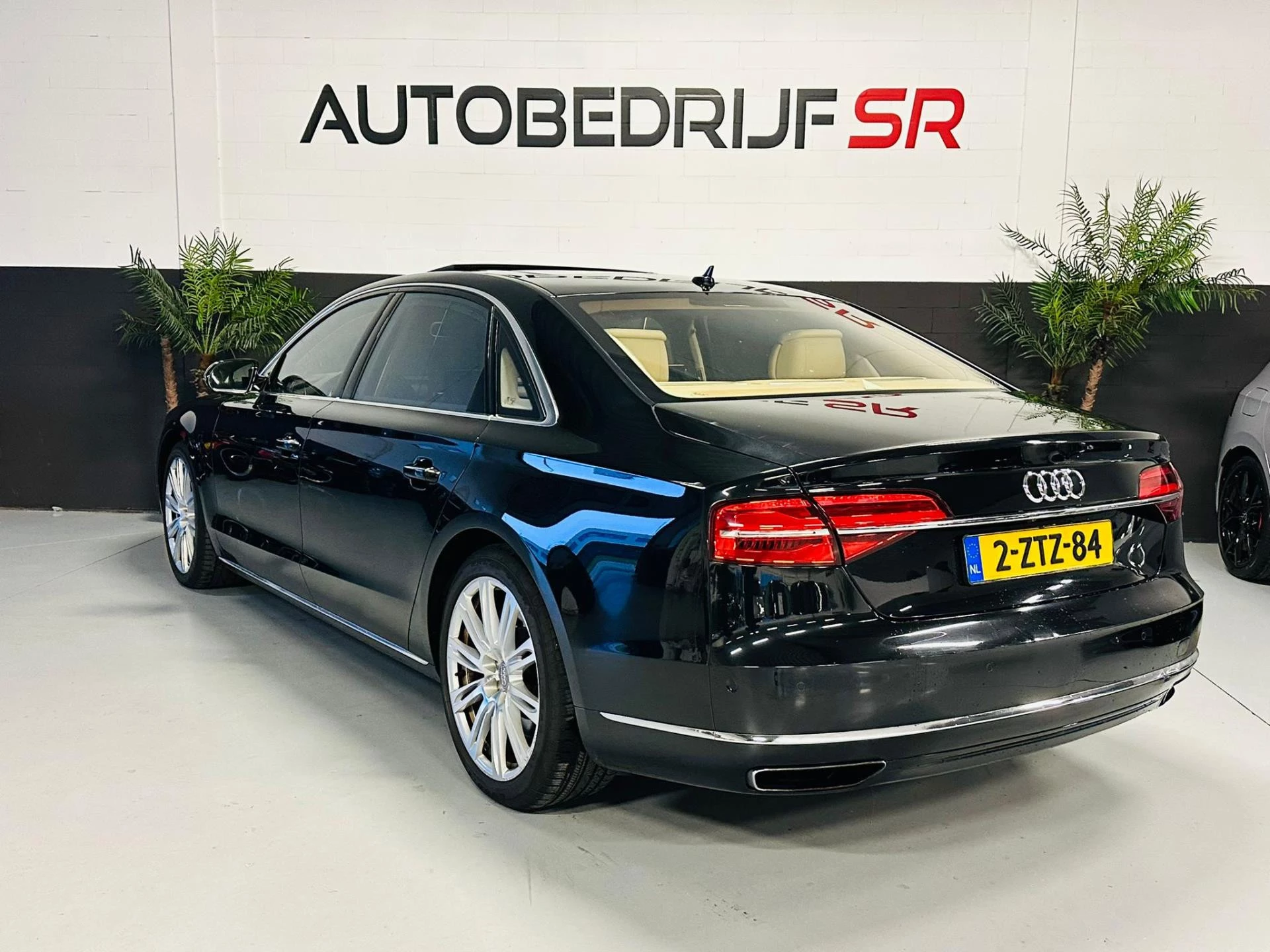 Hoofdafbeelding Audi A8