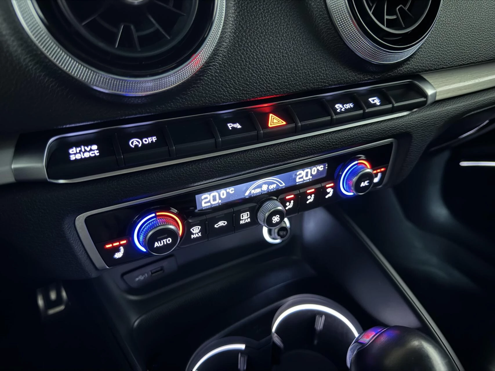 Hoofdafbeelding Audi S3