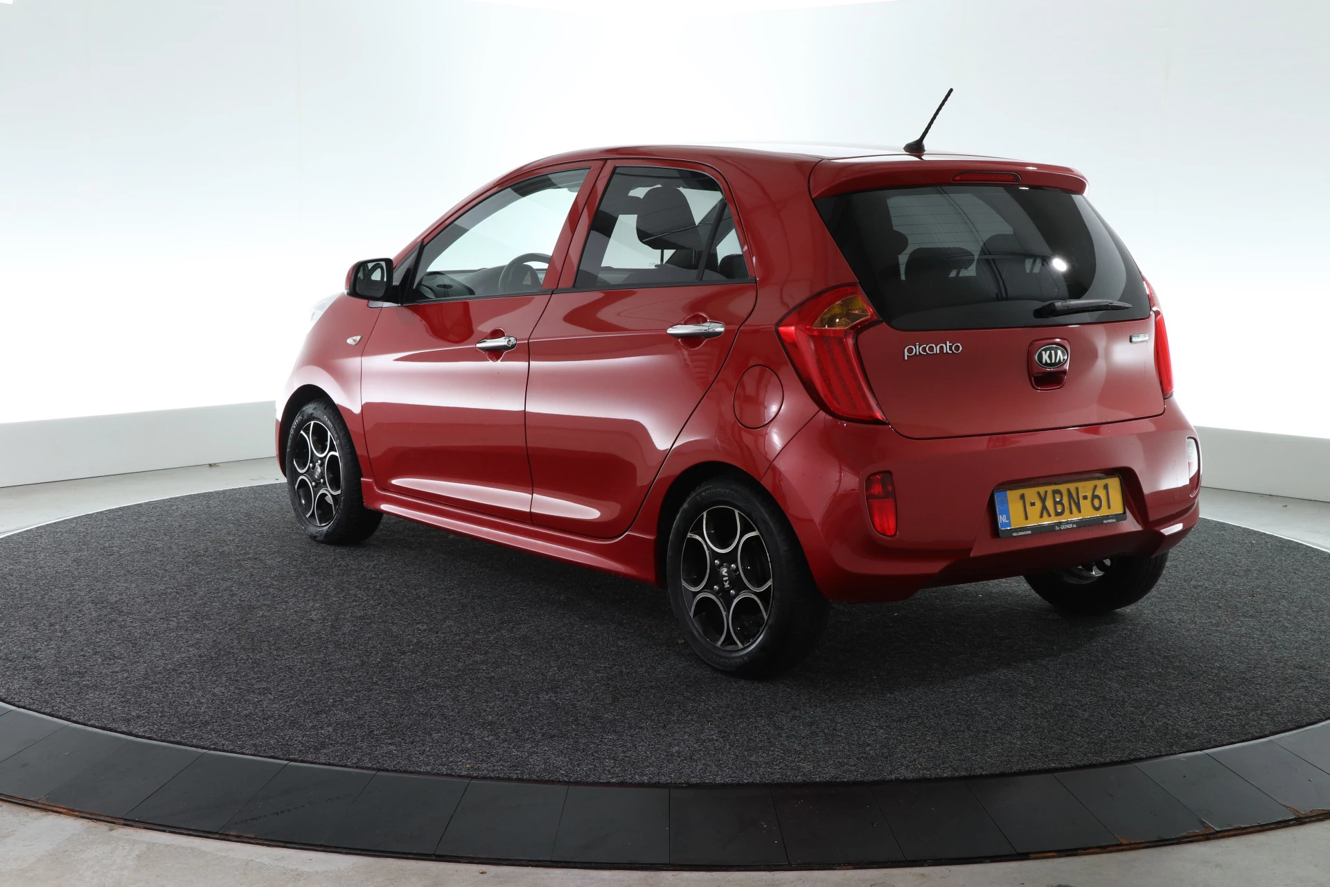 Hoofdafbeelding Kia Picanto