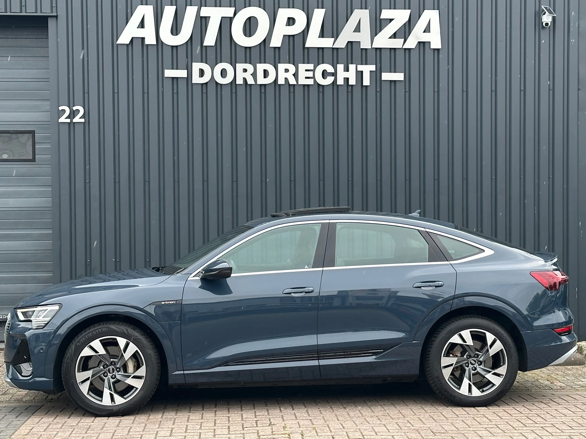 Hoofdafbeelding Audi e-tron