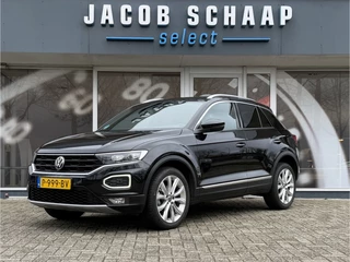 Hoofdafbeelding Volkswagen T-Roc Volkswagen T-Roc 1.5 TSI Sport Automaat / Carplay / Navi / 18" LM / Adap. Cruise. / Parkeersensoren v+a