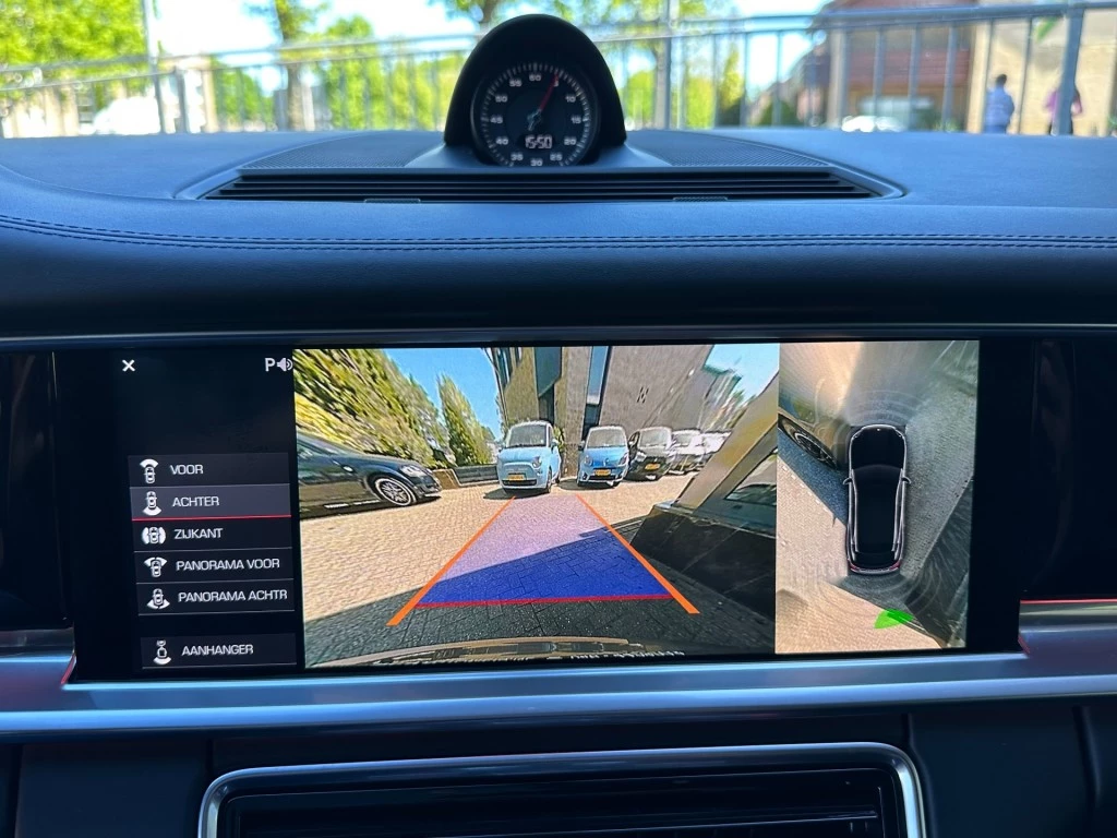 Hoofdafbeelding Porsche Panamera