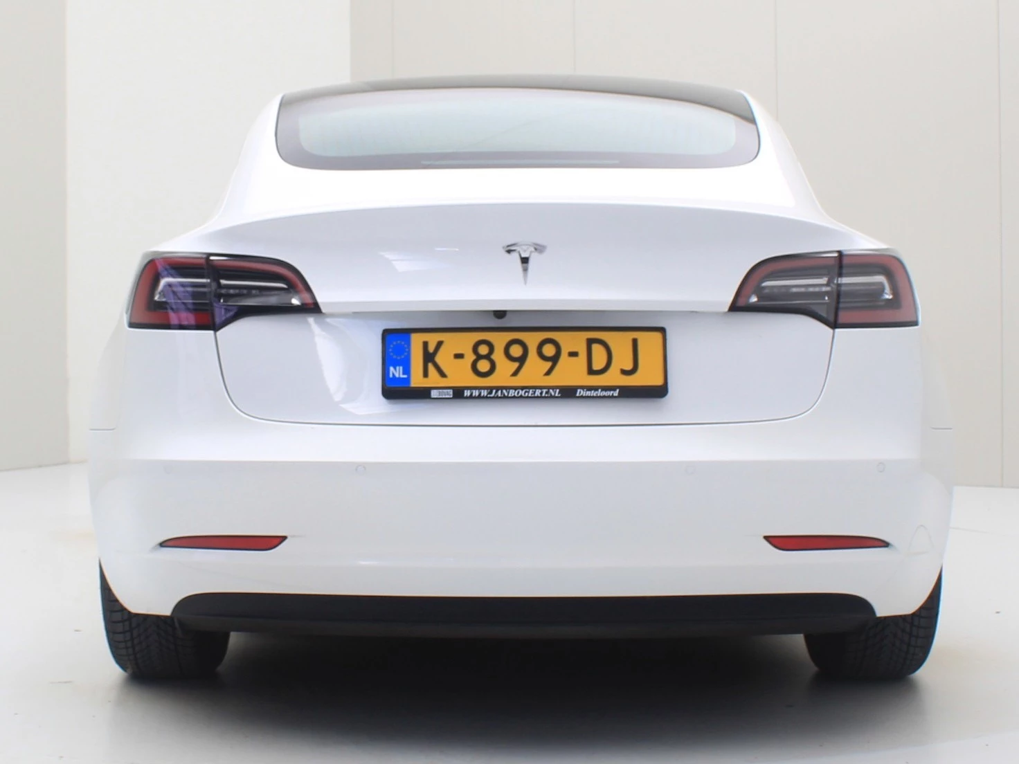 Hoofdafbeelding Tesla Model 3