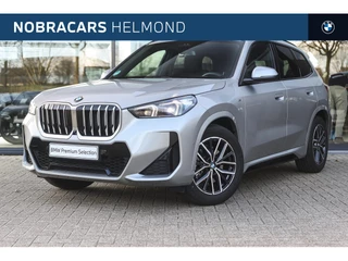 Hoofdafbeelding BMW X1 BMW X1 sDrive20i High Executive M Sport Automaat / Trekhaak / Sportstoelen / M Adaptief onderstel / Comfort Access / Head-Up / Adaptieve LED / Parking Assistant Plus