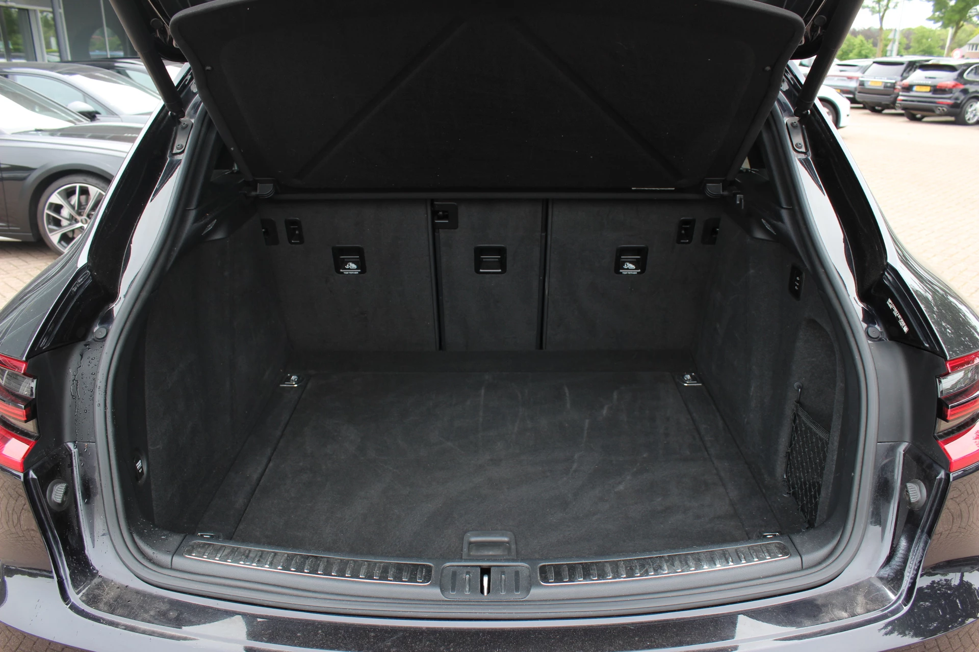 Hoofdafbeelding Porsche Macan