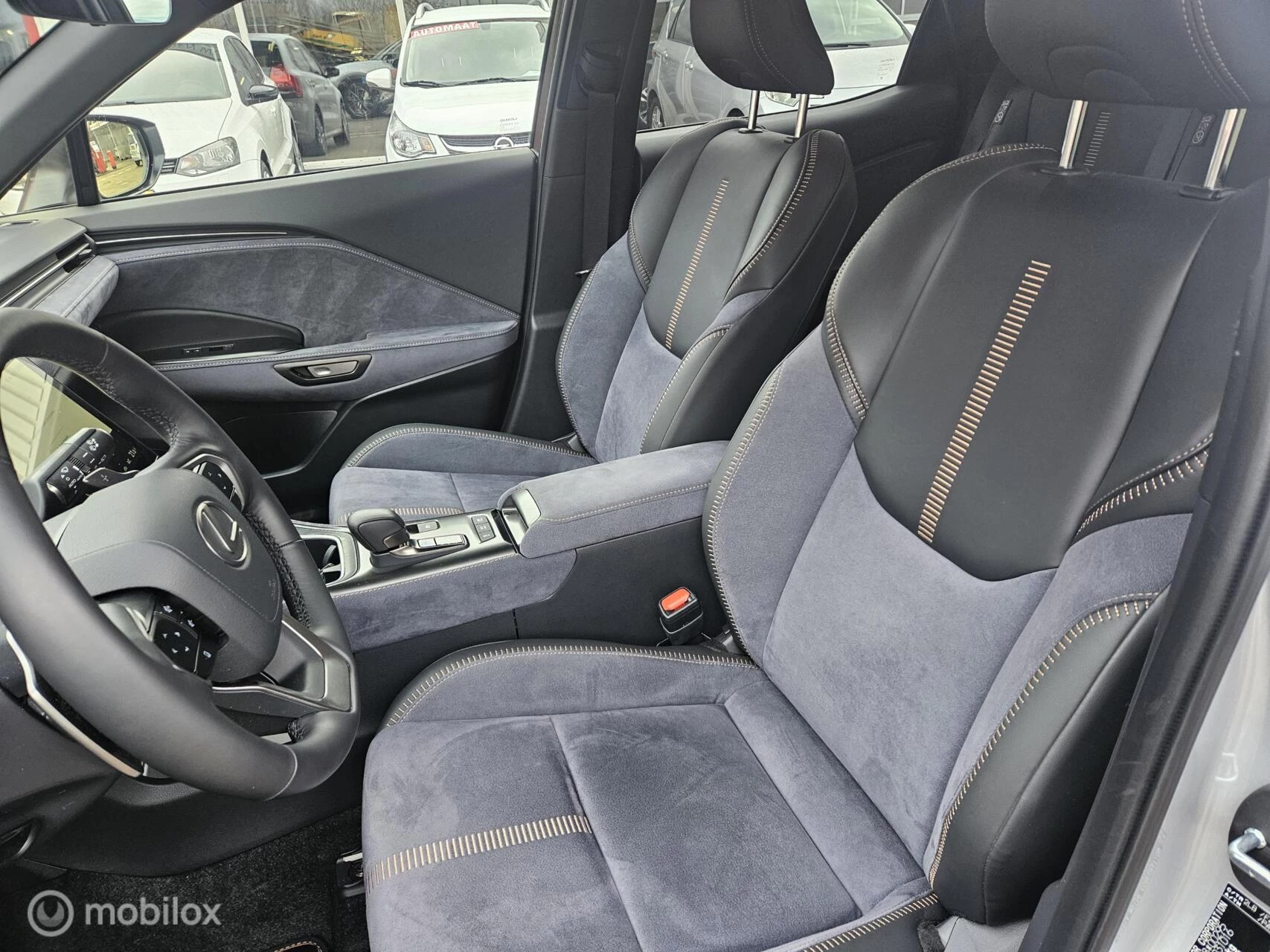 Hoofdafbeelding Lexus LBX