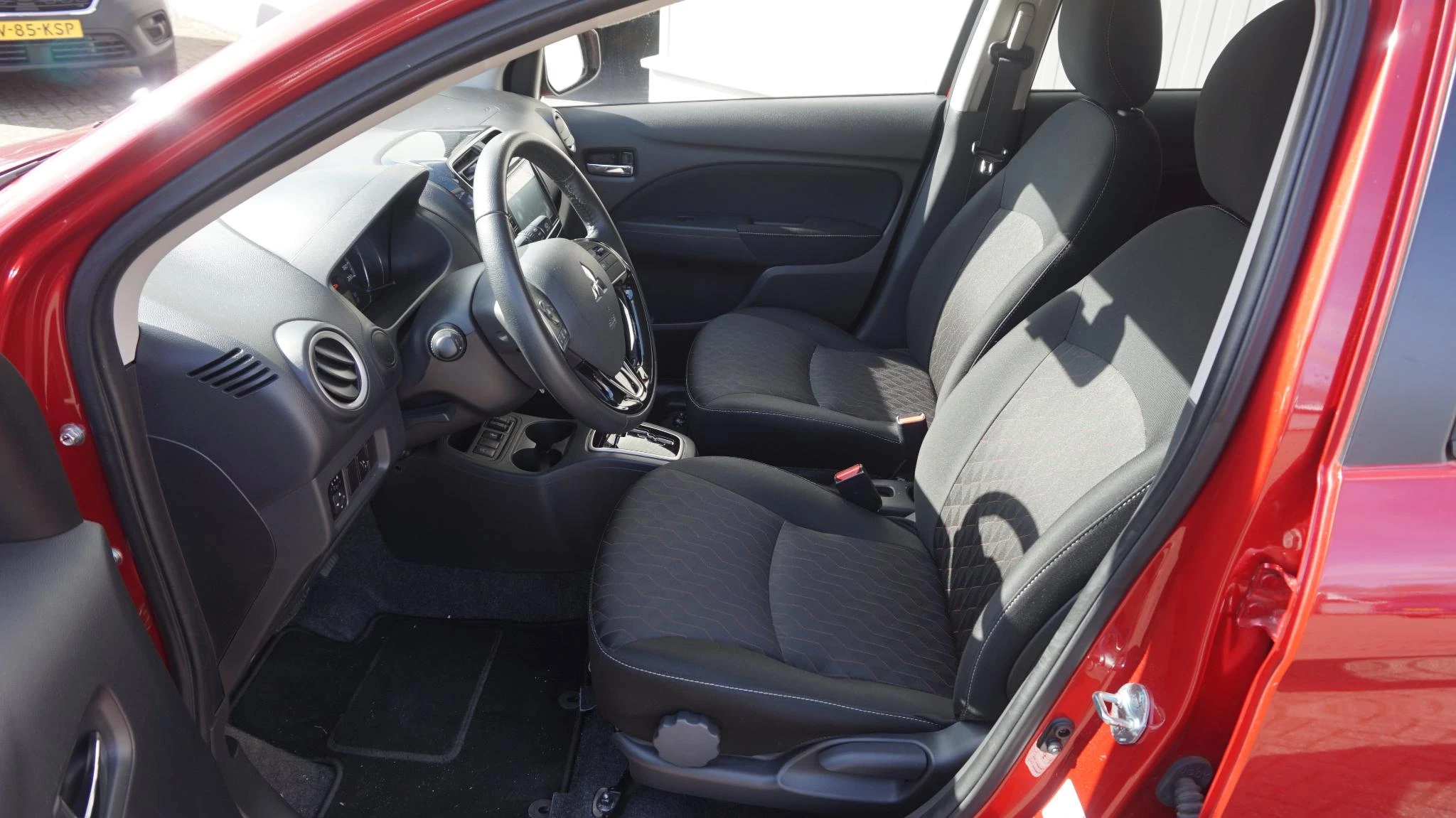 Hoofdafbeelding Mitsubishi Space Star