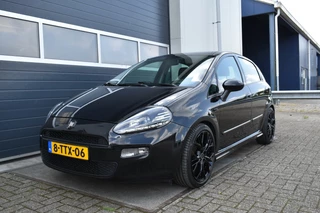 Hoofdafbeelding Fiat Punto Fiat Punto Evo 0.9 TwinAir Street sportief verlaagd