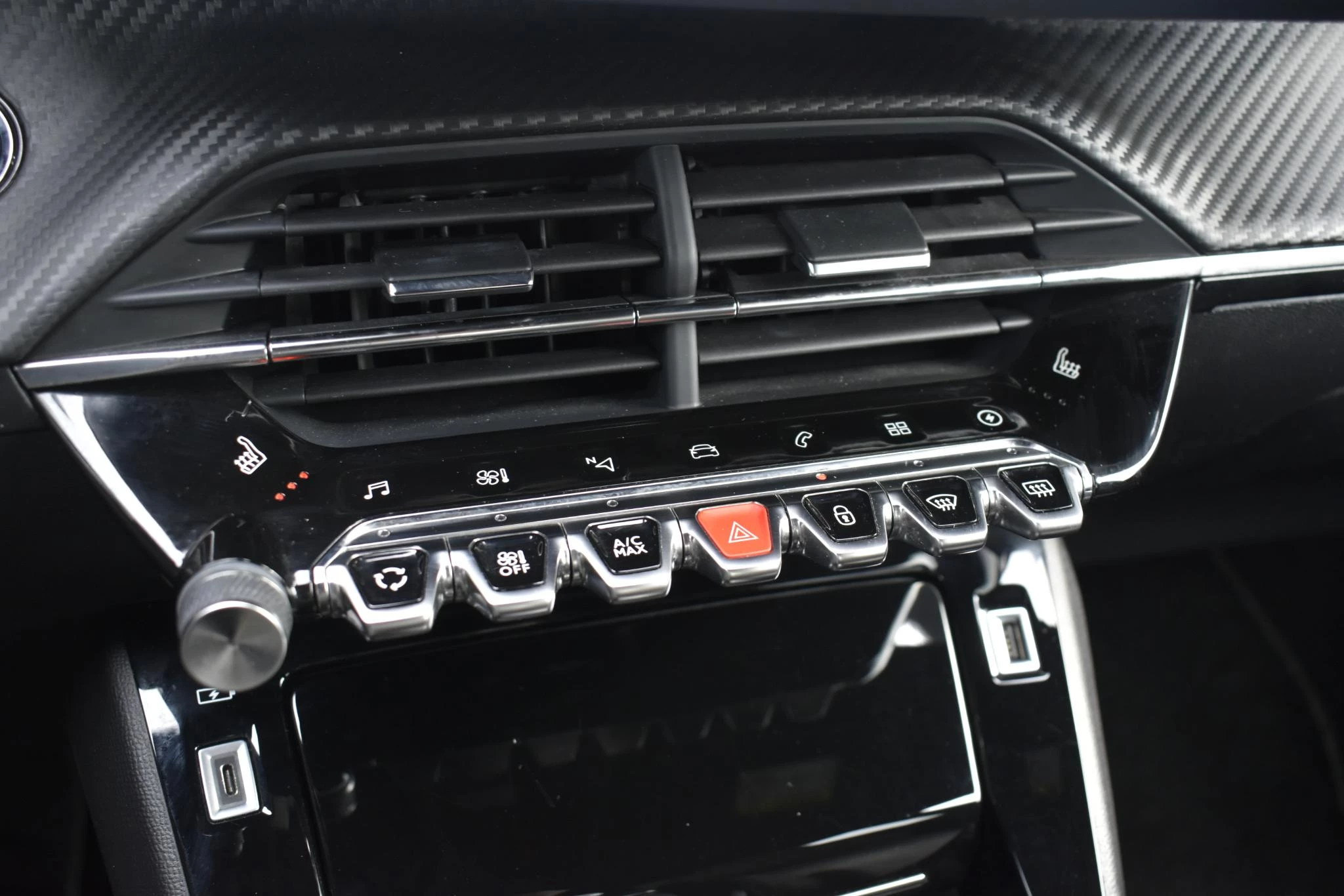 Hoofdafbeelding Peugeot e-208