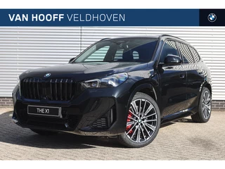 Hoofdafbeelding BMW X1 BMW X1 xDrive30e High Executive M Sport Automaat / Panoramadak / Trekhaak / Sportstoelen  / Adaptieve LED / Parking Assistant Plus / Head-Up / M Adaptief onderstel / Comfort Access