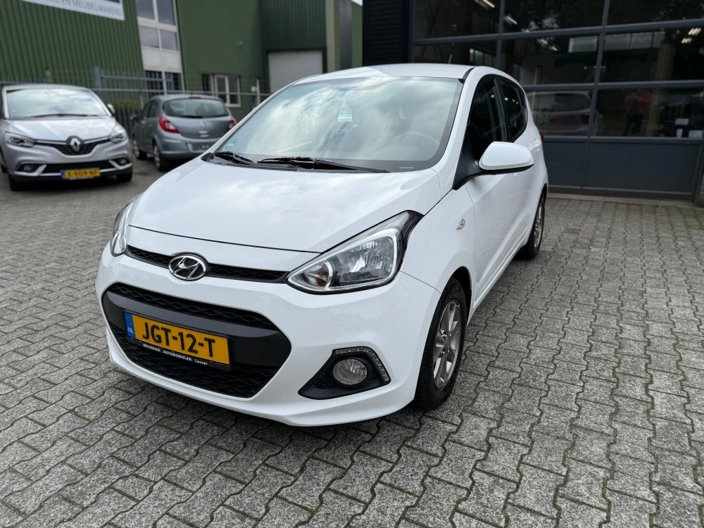 Hoofdafbeelding Hyundai i10
